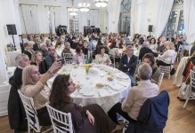 Asistentes al evento en el Gran Casino Sardinero. (FOTO: Roberto Ruiz)