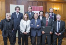 Premios Estrañi con la presidenta de la APC, el consejero de Obras Públicas y  el alcalde de Santander (Foto: Roberto Ruiz)